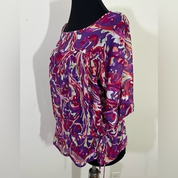 ANA sz med top sheer fuller style. In a colorful spring style - Picture 4 of 14
